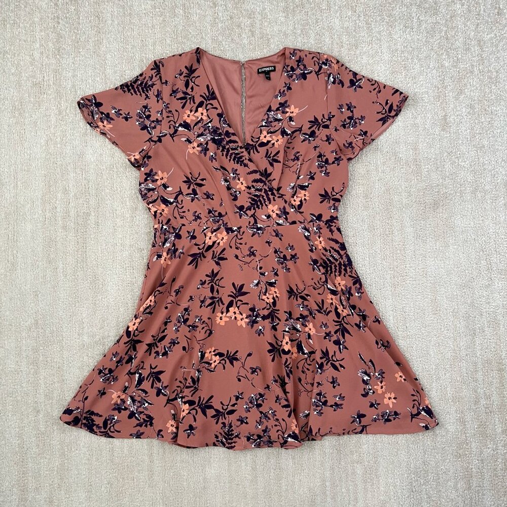 Express Factory Floral Faux Wrap Short Sleeve Mini Dress 14